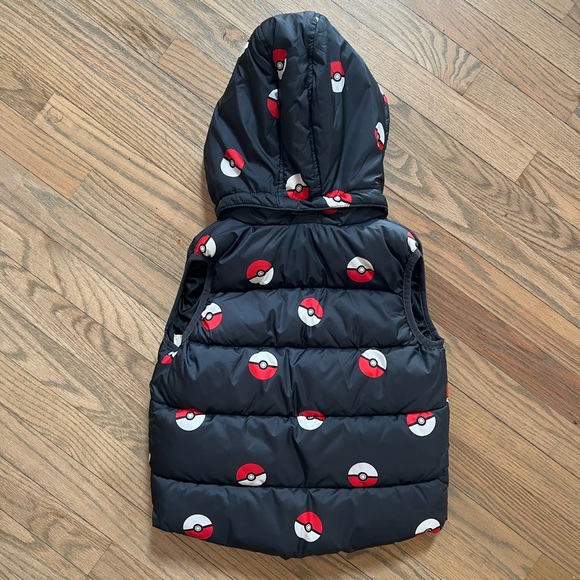 Pokémon Puffer Vest H&M size 6-7 - Picture 4 of 6